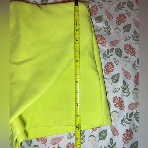 Zara Neon Lime Wrap-Front Skort size:XS - Picture 6 of 9